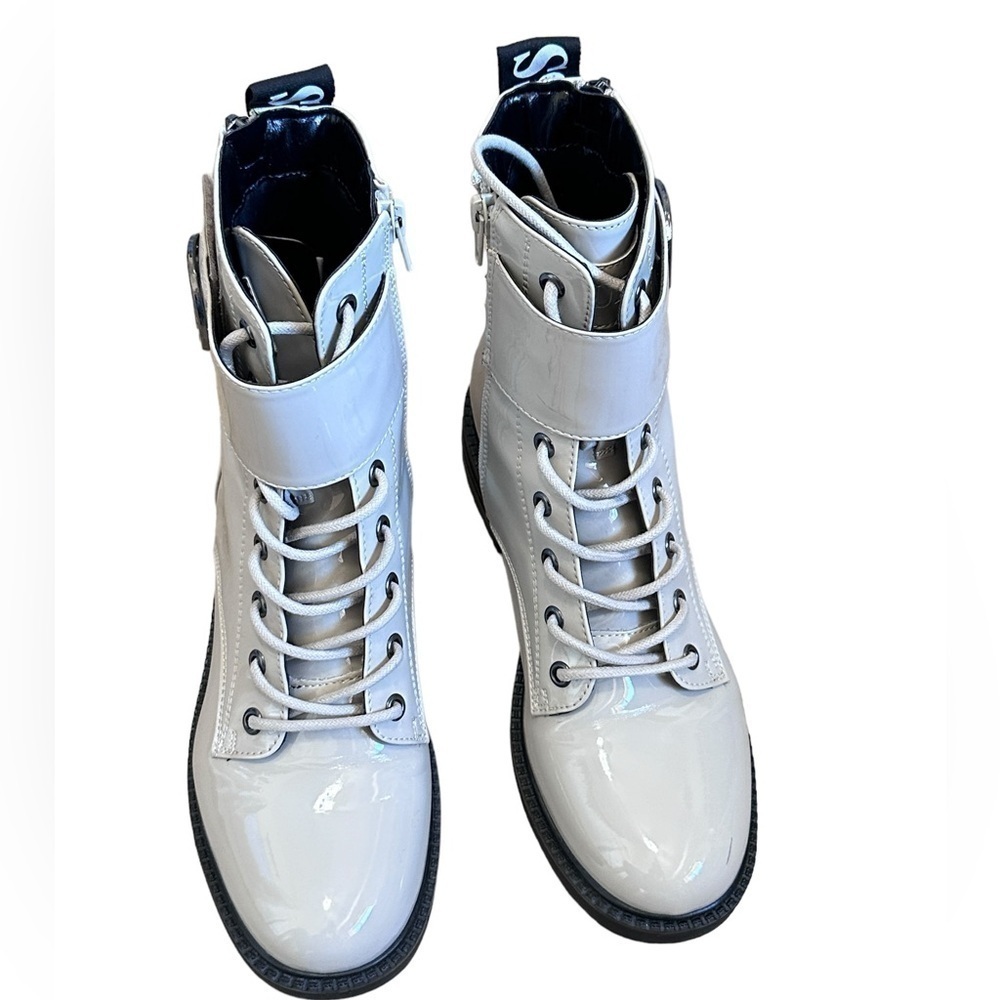Guess Gabie Boots in Cream - Picture 6 of 11